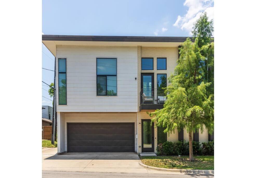 Beautiful Perfectly Located Luxury 2 Bed Townhome Dallas Kültér fotó