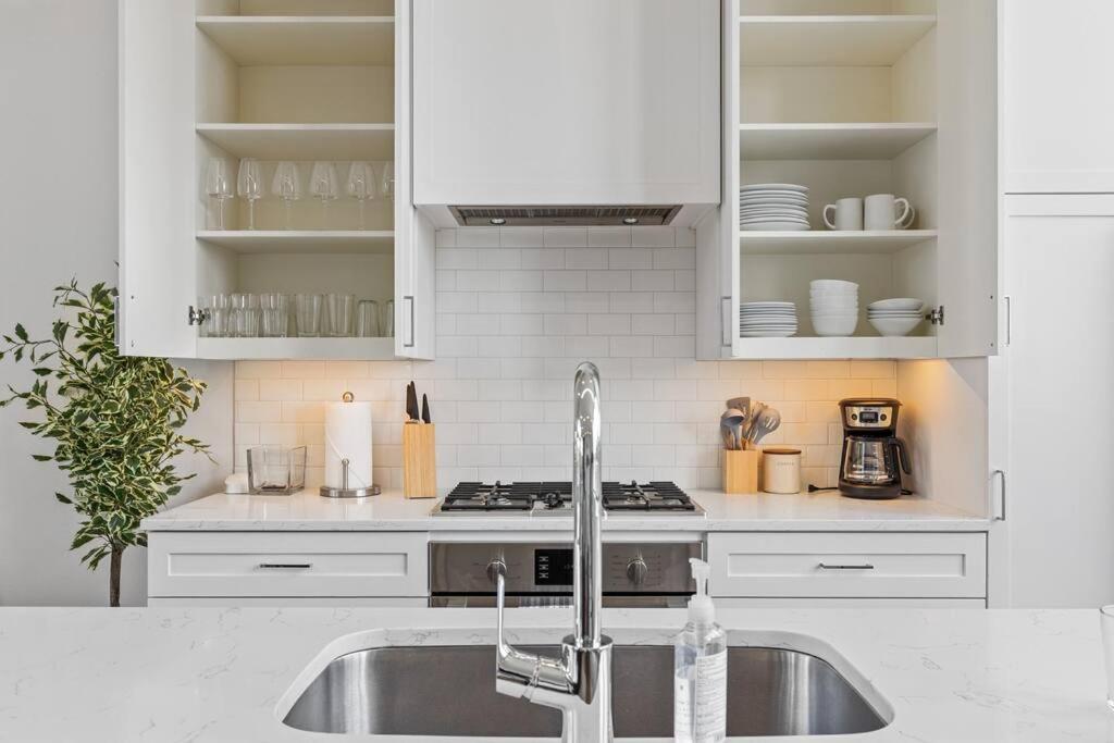 Beautiful Perfectly Located Luxury 2 Bed Townhome Dallas Kültér fotó